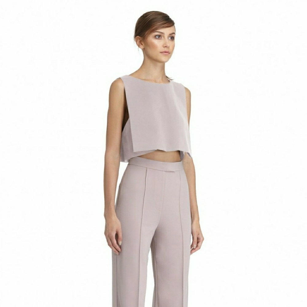 Dania Low Back Crop Top